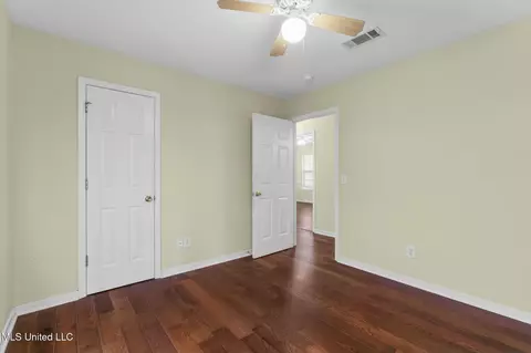 1002 Windmill Dr, Byram, MS 39272 photo 23