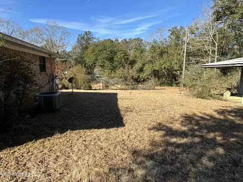 Exterior - 2133 Fig Farm Rd, Lucedale, MS 39452 photo 5 of 11