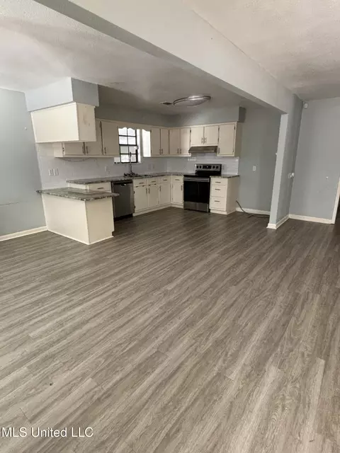 Kitchen - 2133 Fig Farm Rd, Lucedale, MS 39452 photo 1 of 1