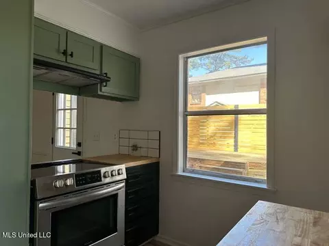 Kitchen - 852 Garvin St, Jackson, MS 39206 photo 2 of 2