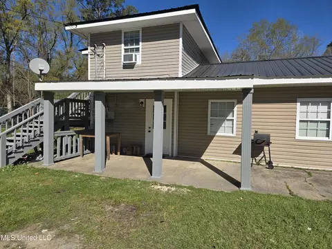 1704 Adcox Rd, Picayune, MS 39466 photo 2
