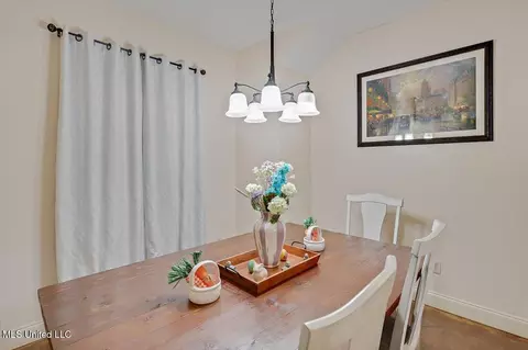 Dining - 107 Britton Cir, Flowood, MS 39232 photo 1 of 2