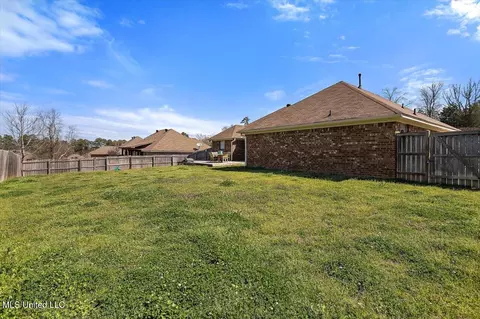 Exterior - 107 Britton Cir, Flowood, MS 39232 photo 9 of 9