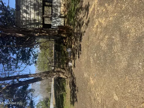 Raymond Rd, Jackson, MS 39212