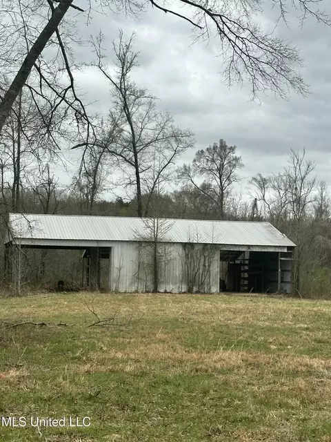523 Abernathy Rd, Flora, MS 39071 photo 4