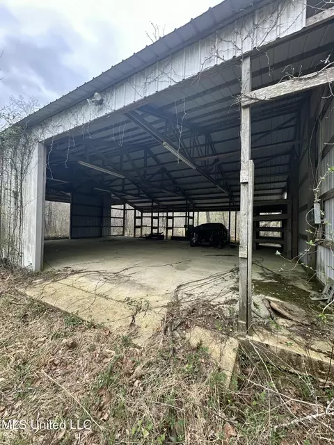 523 Abernathy Rd, Flora, MS 39071 photo 13