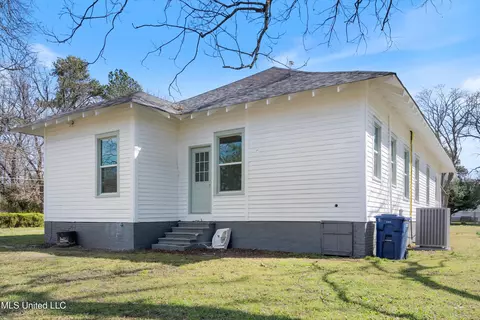 Other - 211 Church St, Como, MS 38619 photo 5 of 6