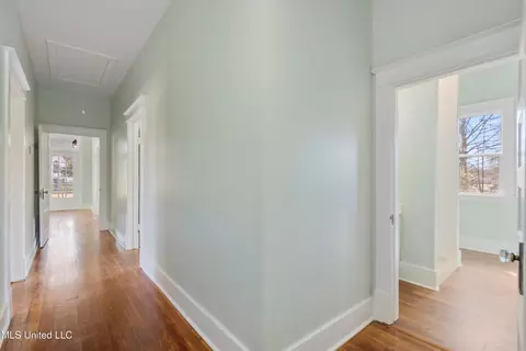 Entry Way - 211 Church St, Como, MS 38619 photo 1 of 1