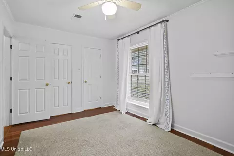 Bedroom - 4666 Hazelwood Dr, Jackson, MS 39211 photo 2 of 3