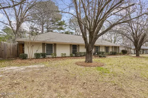Exterior - 4666 Hazelwood Dr, Jackson, MS 39211 photo 1 of 5