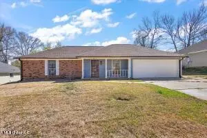 742 Cherry Stone Dr, Clinton, MS 39056