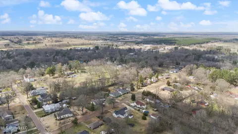 View/Area - 404 Coleman St, Como, MS 38619 photo 3 of 4