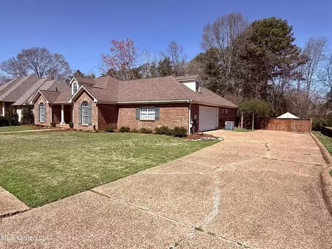 Exterior - 104 Copper Ridge Dr, Brandon, MS 39042 photo 4 of 24