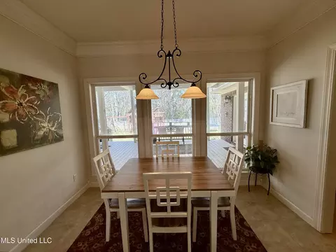 Dining - 104 Copper Ridge Dr, Brandon, MS 39042 photo 4 of 6