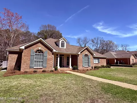 Exterior - 104 Copper Ridge Dr, Brandon, MS 39042 photo 2 of 24