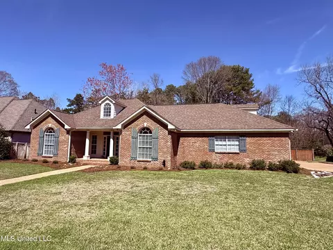Exterior - 104 Copper Ridge Dr, Brandon, MS 39042 photo 3 of 24