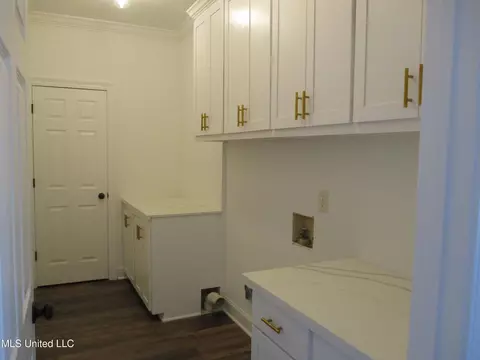 6123 Lyn Ln, Jackson, MS 39211 photo 28
