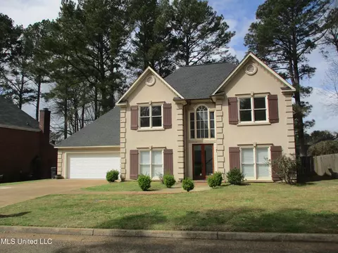 6123 Lyn Ln, Jackson, MS 39211