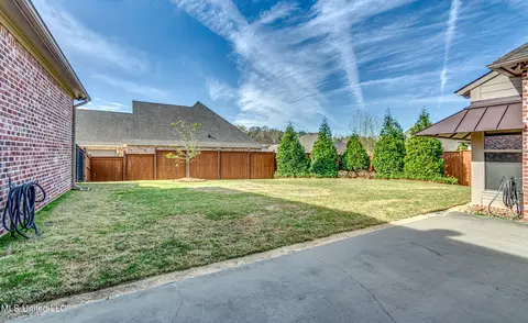 Exterior - 142 Latter Rayne Dr, Flowood, MS 39232 photo 11 of 11