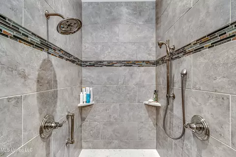 Bath - 142 Latter Rayne Dr, Flowood, MS 39232 photo 5 of 9