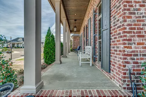 Exterior - 142 Latter Rayne Dr, Flowood, MS 39232 photo 5 of 11