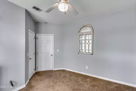 Bedroom - 3041 Windwood Cir, Flowood, MS 39232 photo 6 of 7