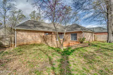 Exterior - 3041 Windwood Cir, Flowood, MS 39232 photo 11 of 15