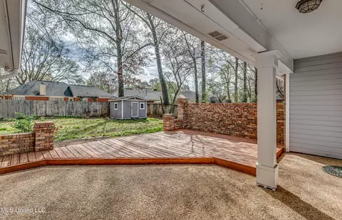 Exterior - 3041 Windwood Cir, Flowood, MS 39232 photo 7 of 15