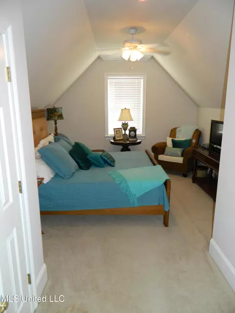 Bedroom - 7918 Ewa Ct, Diamondhead, MS 39525 photo 5 of 7
