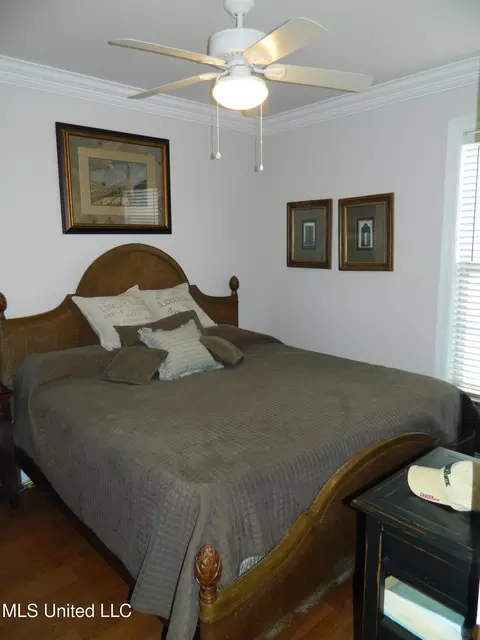 Bedroom - 7918 Ewa Ct, Diamondhead, MS 39525 photo 4 of 7