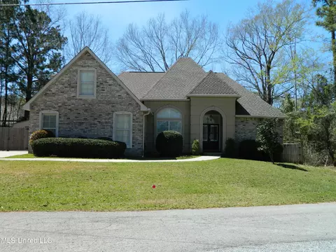 7918 Ewa Ct, Diamondhead, MS 39525