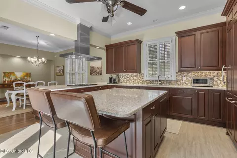 Kitchen - 1922 E Northside Dr, Jackson, MS 39211 photo 3 of 6