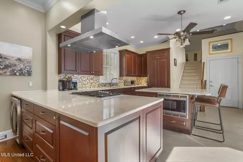 Kitchen - 1922 E Northside Dr, Jackson, MS 39211 photo 1 of 6