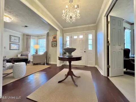 40 Avery Cir, Jackson, MS 39211 photo 3