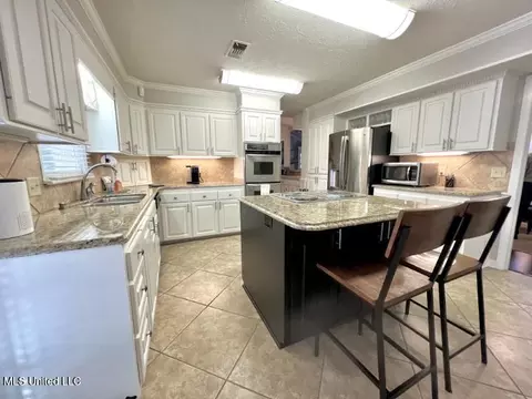 40 Avery Cir, Jackson, MS 39211 photo 10