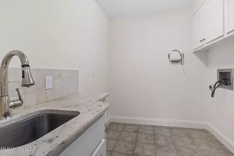 5435 Charter Oak Pl, Jackson, MS 39211 photo 22