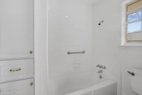 5435 Charter Oak Pl, Jackson, MS 39211 photo 28