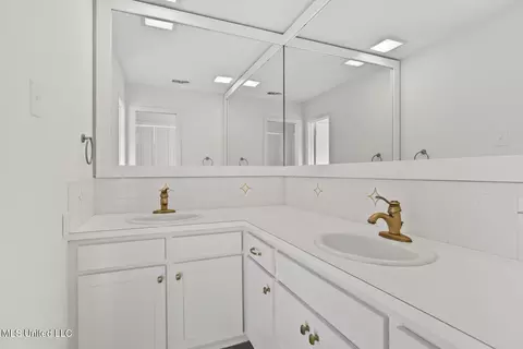5435 Charter Oak Pl, Jackson, MS 39211 photo 27