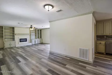 Living - 107 Martha Ln, Brandon, MS 39042 photo 3 of 3