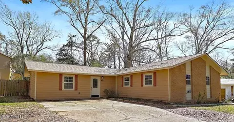 107 Martha Ln, Brandon, MS 39042