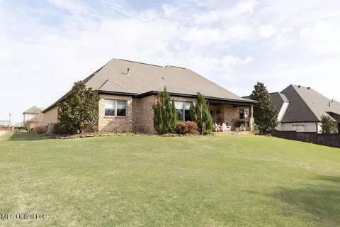 Exterior - 134 Burne Run, Madison, MS 39110 photo 8 of 9