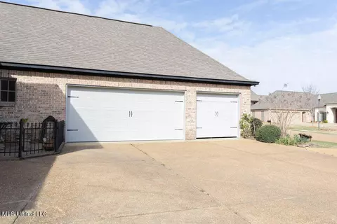 Exterior - 134 Burne Run, Madison, MS 39110 photo 9 of 9