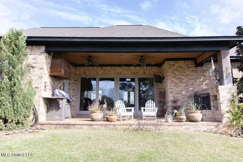 Exterior - 134 Burne Run, Madison, MS 39110 photo 6 of 9