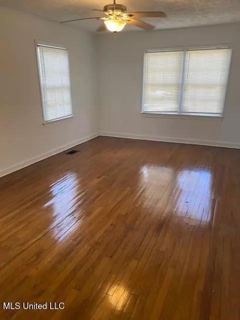 536 Belvedere Rd, Jackson, MS 39206 photo 14