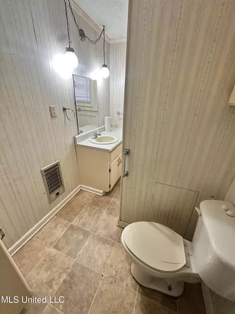 4250 N Wolfe Rd, Caledonia, MS 39740 photo 6