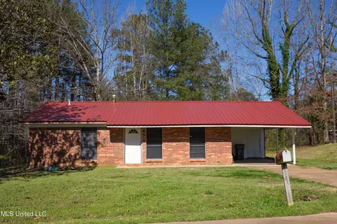54 Partridge St, Maben, MS 39750