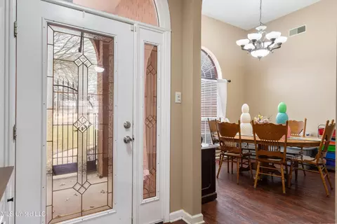 Entry Way - 1405 Holly Springs Rd, Hernando, MS 38632 photo 1 of 1