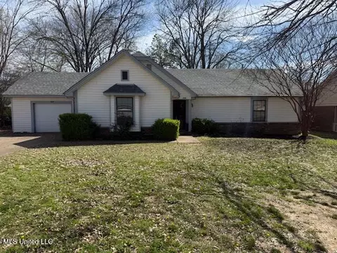629 Eaglewood Dr, Southaven, MS 38671