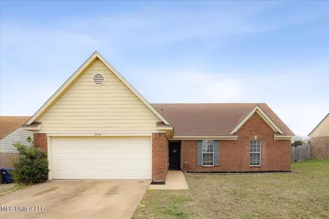 4444 Bradford Dr, Horn Lake, MS 38637