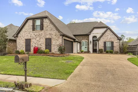 119 Amethyst Ln, Brandon, MS 39047 photo 2